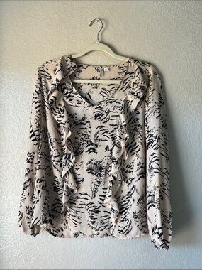 Cato Women’s Blush Black Ruffle V-Neck Printed Blouse Sz L Office Career Chic